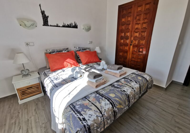De master bedroom